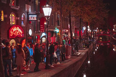 prostitutas amsterdam|Amsterdam Red Light District: Age Limits for visitors, prostitutes,。